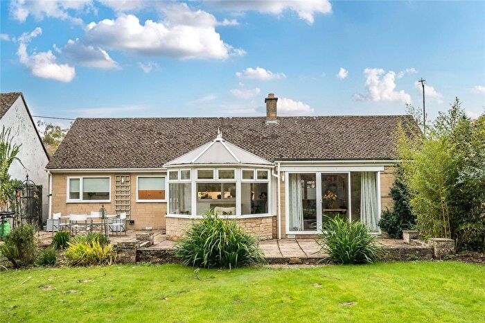 3 Bedroom Bungalow To Rent In Rack End, Standlake, Witney, OX29