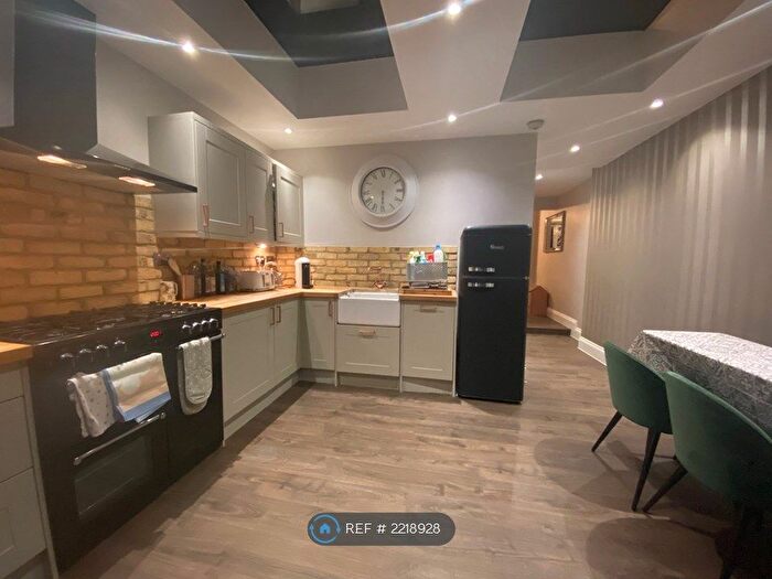 2 Bedroom Terraced House To Rent In Shenley Lane, London Colney, St. Albans, AL2