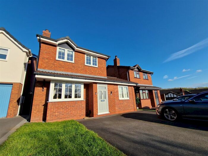 3 Bedroom Detached House To Rent In Heritage Way, Burton-On-Trent, DE15