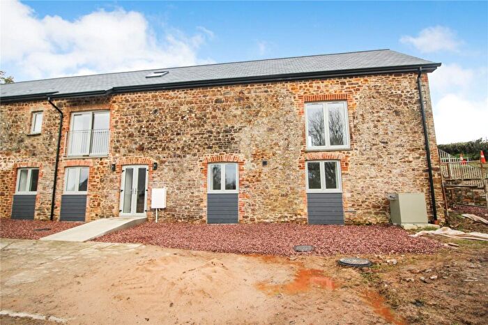 4 Bedroom Barn Conversion To Rent In Clawton, Holsworthy, Devon, EX22