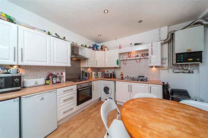 5 Bedroom Terraced House To Rent In Riley Road, Brighton, BN2