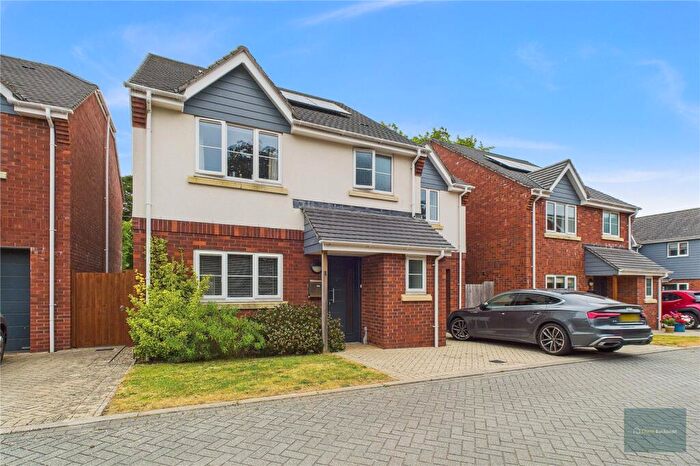 4 Bedroom Detached House To Rent In Cranfield Close, Exmouth, EX8