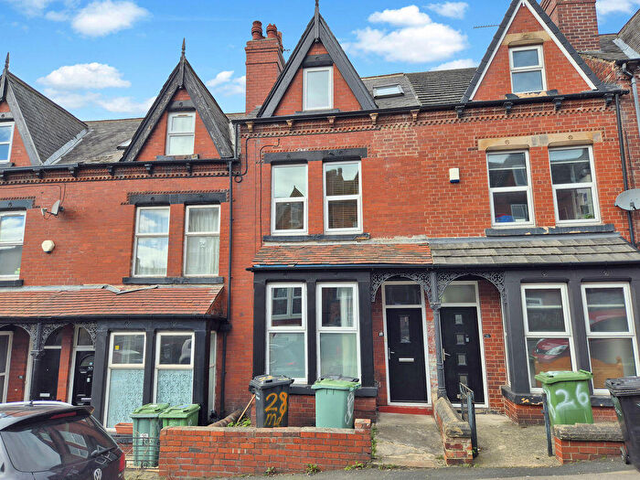 4 Bedroom Terraced House For Sale In Manor Drive, Leeds, LS6