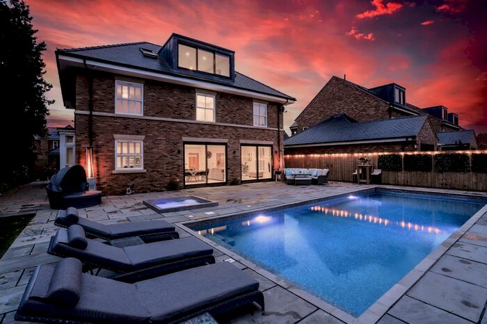 5 Bedroom Detached House To Rent In The Groves, Pocklington, York, YO42