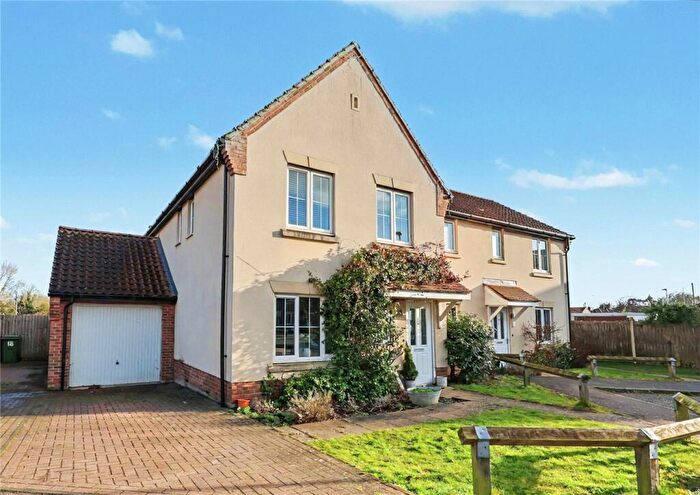 3 Bedroom Semi-Detached House For Sale In Starlings Way, Great Witchingham, Norwich, Norfolk, NR9