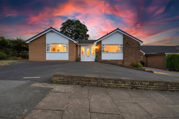 3 Bedroom Detached Bungalow For Sale In Spinneyfield, Rotherham, South Yorkshire, S60