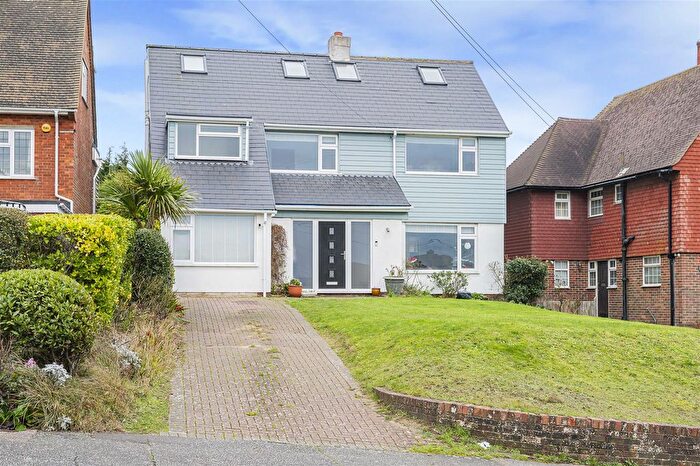 4 Bedroom Detached House For Sale In Hill Rise, Seaford, BN25