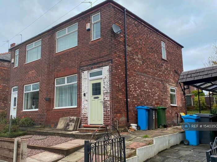 2 Bedroom Semi-Detached House To Rent In Miriam Street, Failsworth, Manchester, M35