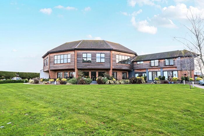 3 Bedroom Apartment For Sale In Northney Marina, The Round House Northney Marina, PO11