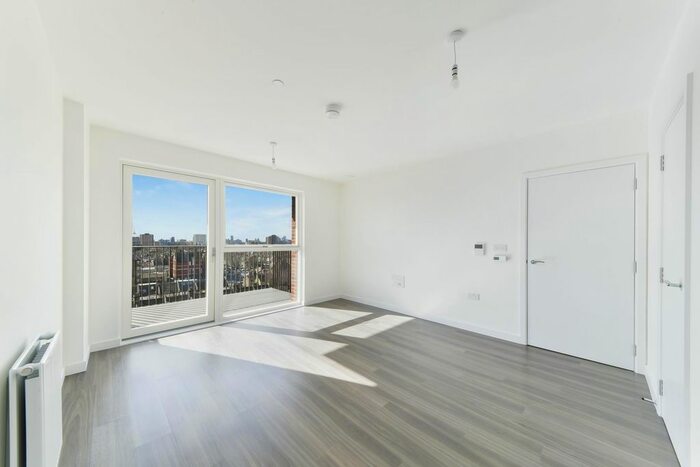 1 Bedroom Flat To Rent In Cornwell House, New Market Place, London, E6