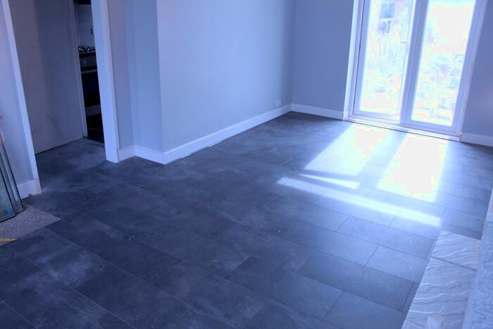 3 Bedroom Terraced House To Rent In Carlyon Road, Hayes, UB4