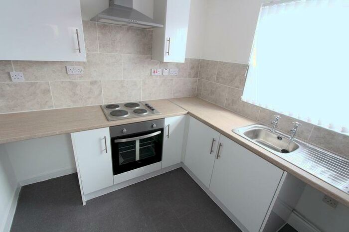 3 Bedroom Terraced House To Rent In Peel Road, Bootle, L20