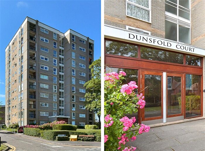 2 Bedroom Flat For Sale In Blackbush Close, Sutton, Surrey, SM2