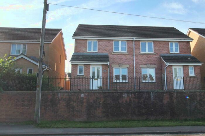 3 Bedroom Semi-Detached House To Rent In Heritage Way, Llanharan, CF72