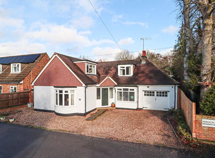 3 Bedroom Detached House For Sale In Bank Mill, Berkhamsted, HP4