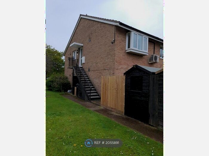 2 Bedroom Flat To Rent In Rendlesham, Woodbridge, IP12