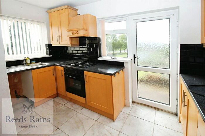 3 Bedroom Bungalow For Sale In Combe Drive, Newcastle Upon Tyne, Tyne And Wear, NE15