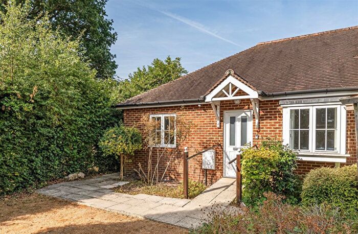 2 Bedroom Bungalow For Sale In Kingston Avenue, East Horsley, KT24
