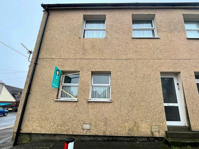 1 Bedroom Flat To Rent In Norton Road, Penygroes, Llanelli, SA14