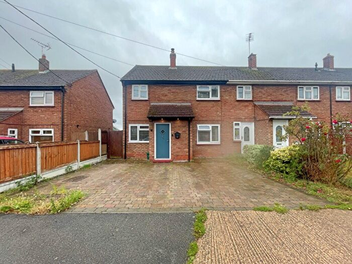 3 Bedroom End Of Terrace House For Sale In Cedar Avenue, CO5