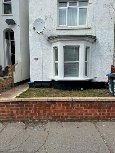 1 Bedroom Flat To Rent In Waddon Road, Croydon, CR0