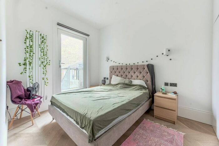 1 Bedroom Maisonette To Rent In Kings Road, Kings Road, London, SW10