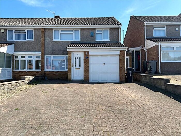 3 Bedroom Semi Detached House To Rent In Court Farm Road, Whitchurch, Bristol, BS14