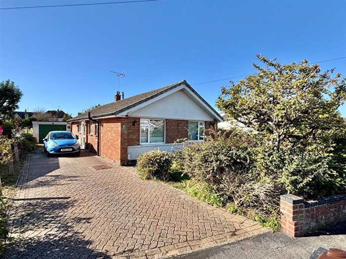 3 Bedroom Detached Bungalow For Sale In Beacon Park Road, Upton, BH16