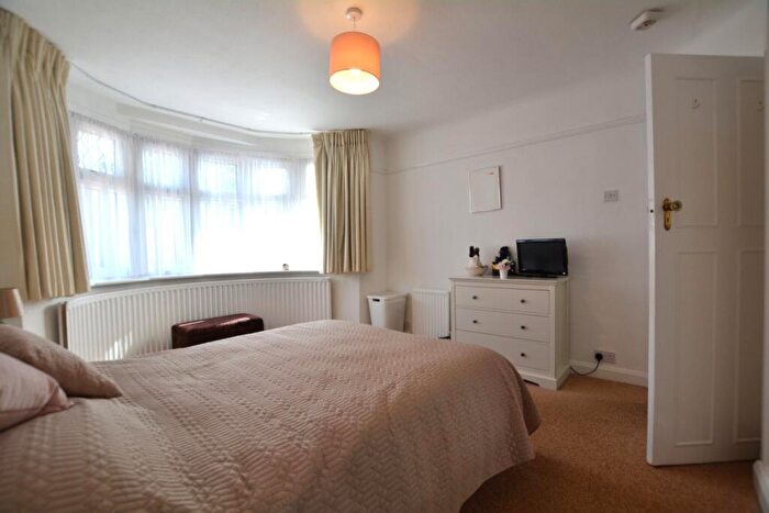 2 Bedroom Semi-Detached Bungalow For Sale In The Byway, Potters Bar, EN6