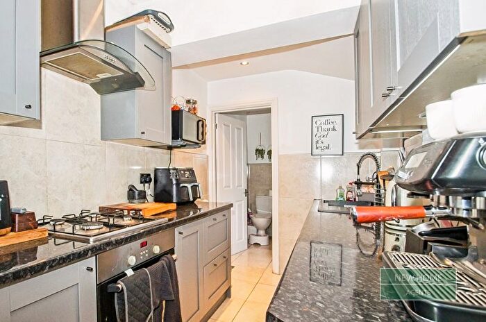 3 Bedroom Terraced House For Sale In Finchley Road, Fairwater, Cardiff, CF5