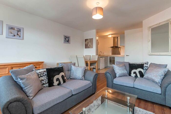 2 Bedroom Apartment For Sale In Grey Street, Ashton-Under-Lyne, OL6