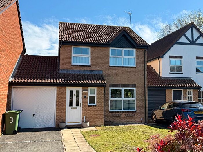 3 Bedroom Link Detached House For Sale In Armingford Crescent, Melbourn, Royston, SG8