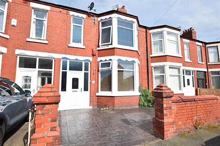 4 Bedroom Town House For Sale In Rutland Road, Wrexham, LL13