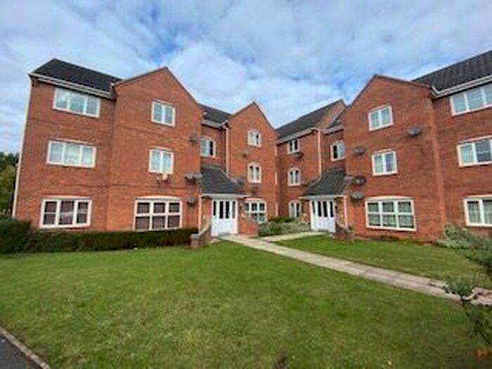 2 Bedroom Flat To Rent In Firedrake Croft, Coventry, CV1