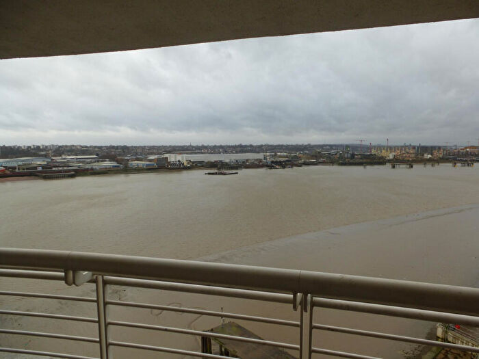 1 Bedroom Apartment To Rent In Barrier Point Road, London, E16