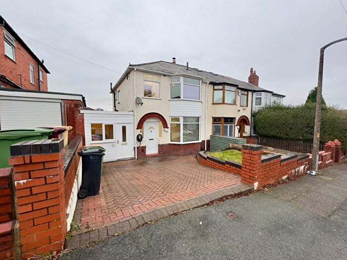 3 Bedroom Semi Detached House To Rent In Southgrove Avenue, Astley Bridge, Bolton, BL1