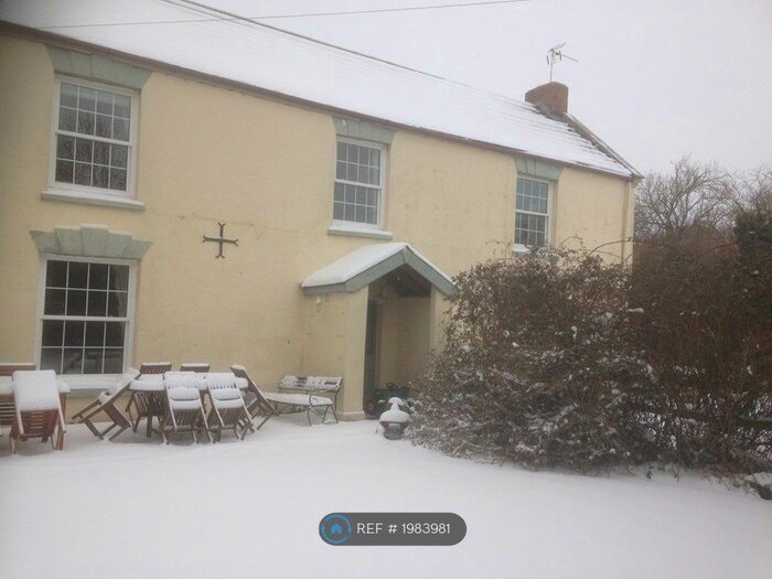 4 Bedroom Semi-Detached House To Rent In Batch Lane, Nr Weston Super Mare, BS24