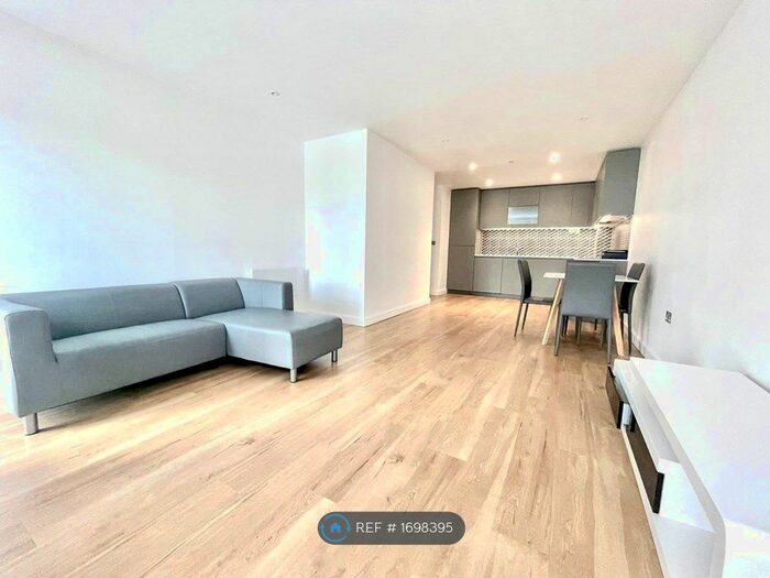 2 Bedroom Flat To Rent In Celeste House, London, NW9