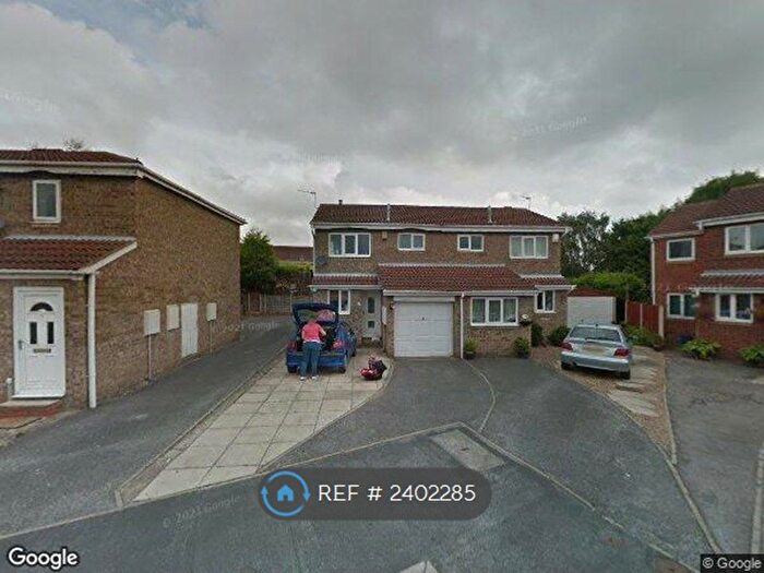 2 Bedroom Semi-Detached House To Rent In Bassett Close, Selby, YO8