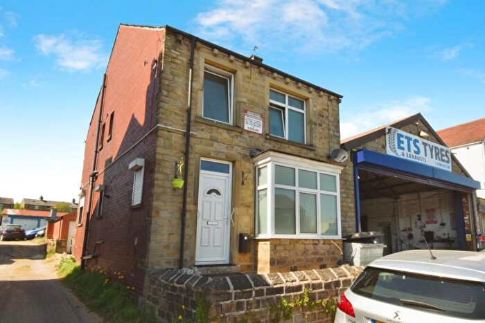 3 Bedroom Semi-Detached House To Rent In Luck Lane, Marsh, Huddersfield, HD1