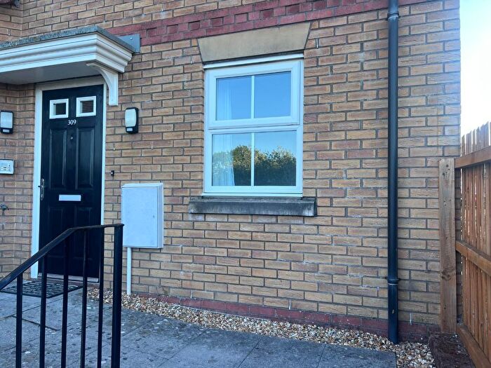 2 Bedroom Flat To Rent In Longacres, Bridgend, CF31