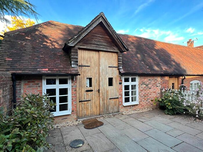 2 Bedroom Terraced House To Rent In Main Road, Hursley, SO21