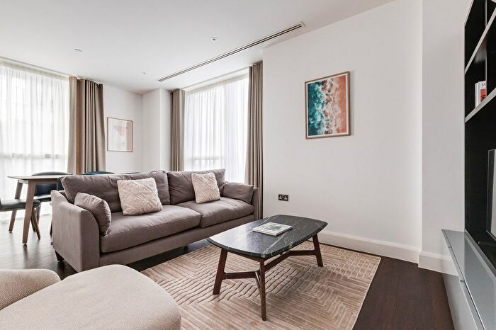 3 Bedroom Flat To Rent In Isle Of Dogs, E14