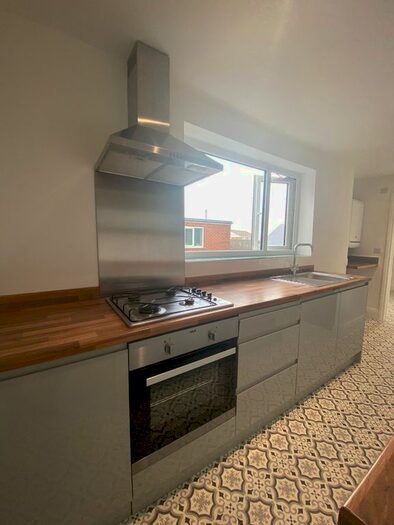 3 Bedroom Flat To Rent In Hyde Street, South Shields, NE33