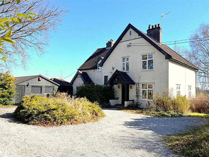 5 Bedroom Detached House For Sale In Strugglers Lane, Witnesham, IP6