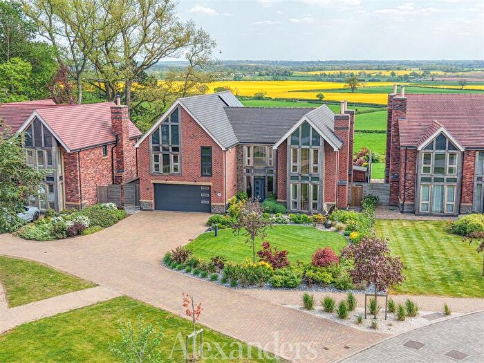 5 Bedroom Detached House For Sale In Hornsey Rise, Wellsborough, CV13