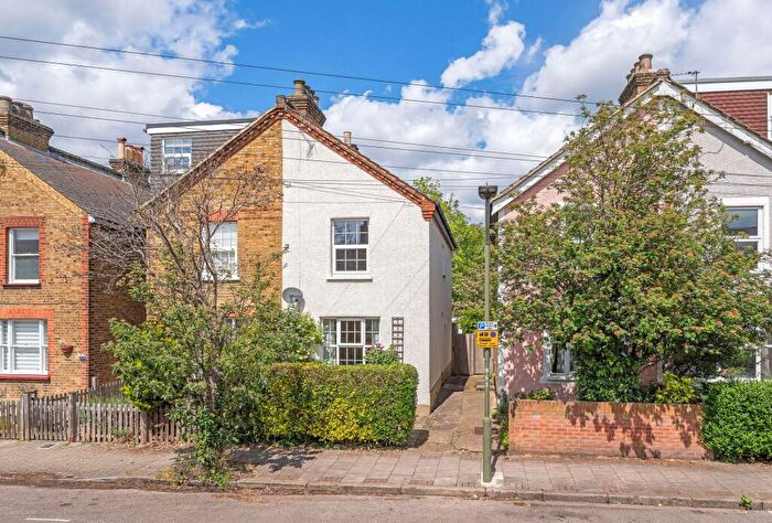2 Bedroom Semi-Detached House For Sale In Newbury Road, Bromley, BR2