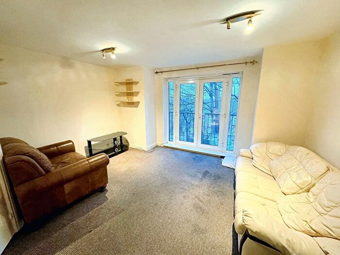 2 Bedroom Flat For Sale In Deanery Court, Manchester, M8