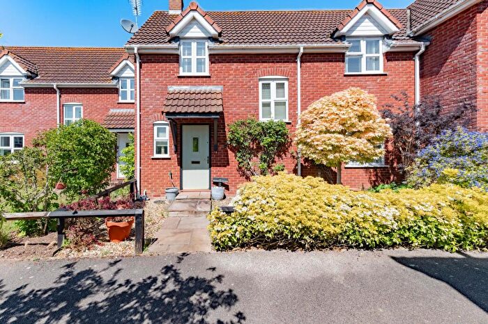 3 Bedroom Terraced House For Sale In Skinners Close, Metfield, IP20