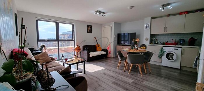 1 Bedroom Flat To Rent In , High Street, Slough, SL1